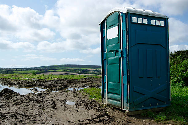 Best Standard Portable Toilet Rental  in Elmwood Park, NJ